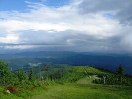 Obzory se výhružně zatahují,