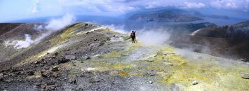 Tady jsou dva v sirném mraku,