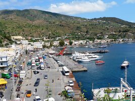 rybáři asi už dostávkovali a odešli na vínečko