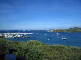 Jedeme kolem pobřeží