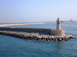 (jak názorné!), ale pak už vpřed na širé moře!