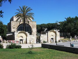 a St.Lucipero na náměstí St.Cosmo