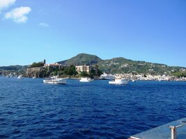 Čekáme před přístavem - zablokovala jej rybářská stávka