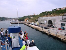 Vítej, Sardinie - do St.Teresa di Guttera to trvalo jen něco přes hodinku