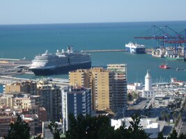 stejně jako celá přístavní čtvrť