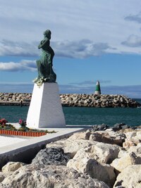 začínáme v přístavu Torremolinos