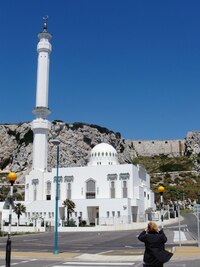 Na maurskou památku vypadá příliš moderně