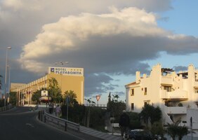 a také okolí krásné