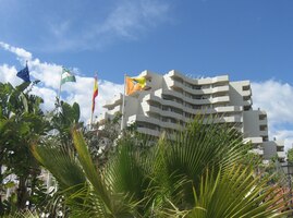 Převládá tu sice prostopášná moderna,