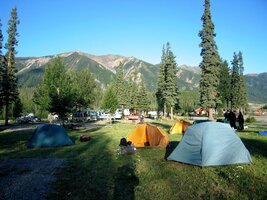 první kanadský kemp u řeky White River