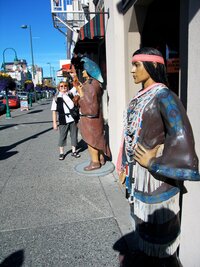 a chodníky plné překvapení