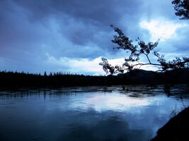 a za úsvitu bylo vše zase do modra