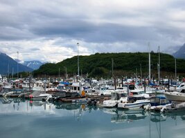 Ta hrůza je naštěstí ukryta za romantikou starého přístavu