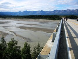 Je dlouhý skoro jednu míli