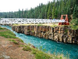 Inu, dnes její vody už zklidnila přehrada...