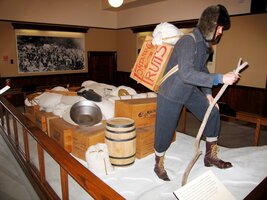 a zde muzeum Golden Rush - povinný náklad zlatokopa (1000 kg)
