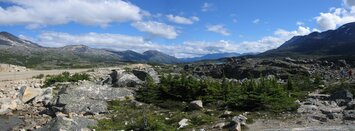 Z vyhlídky nad nimi se nám ani nechce odjet