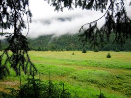 Barvy jsou tu syté a půda úrodná