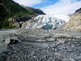 Je to horský ledovec Exit Glacier,