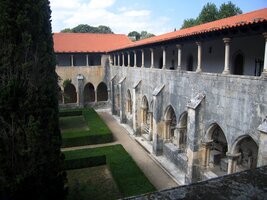 Strohý, ale elegantní