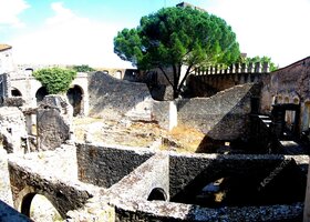 Ruiny hradního paláce