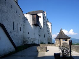 A pak už výtahem na rampu hradu