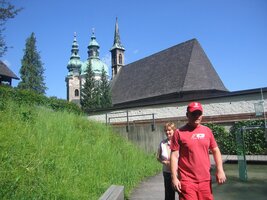 a jako dekorace před chrámem