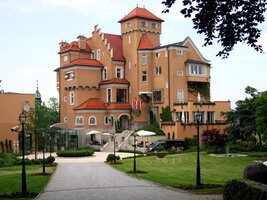 i takovéto kýčovité hotely