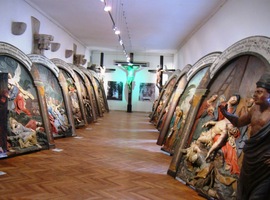 V depozitáři je však hotový poklad: