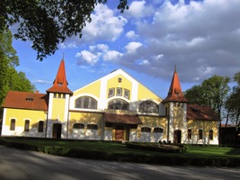 Budova správy hřebčína