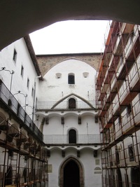 Tohle je centrální loď zdevastovaného chrámu