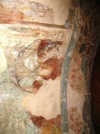 s překvapiuvě zachovalými freskami