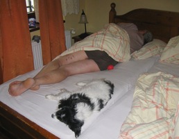 Je třeba se řádně vyspat, zítra odjíždíme!