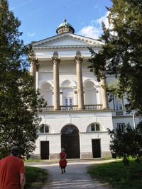 dominantní stavba místního parku