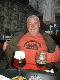 Drahoš si dopřával speciality ze sklenic s erbem (Erbem)