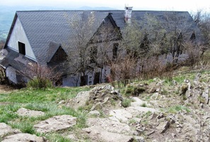 Kdysi tu byla funkční turistická chata