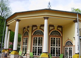 Zde je rondel centrální recepce,