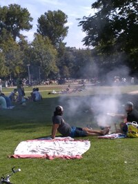 uspořádalo víkendový piknik