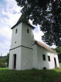 ale kostelík ve vsi Príboj jsme našli