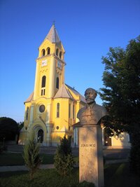 do maďarského Komárom