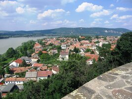 jsou skvostné při pohledu vlevo i vpravo