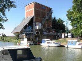 Výklopník, u kterého má bláznivá cesta končí. Doufám ale, že nebyla poslední ...