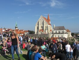 i na kostel sv.Mikuláše se svatováclavskou kaplí