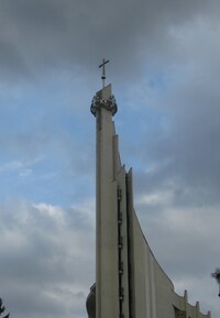 a poslední zamávání kostelu