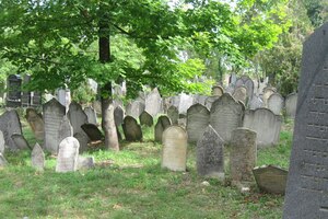 Hřbitov v Mikulově je největší ve střední Evropě !!!