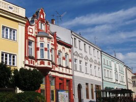 ale i obyčejné domy v ulicích jsou hezké