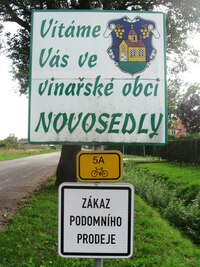 a nakonec dorazil do další vinařské obce (?)