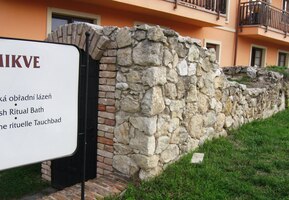 Toto je ruina jejich lázně - mikve