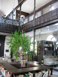 ale hlavně si tu lze objednat kávu a dortík !