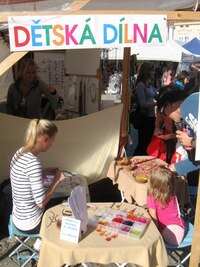 ale neholduje se tu jen burčáku a vínu